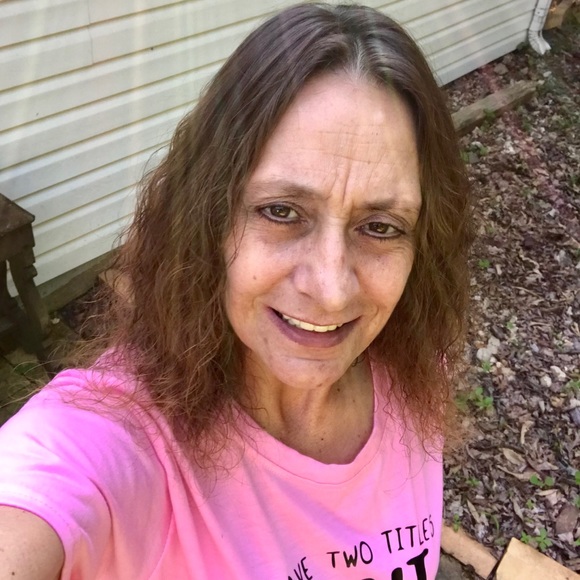 Meet your Posher, 💜 Sheila 💜 - Picture 1 of 8